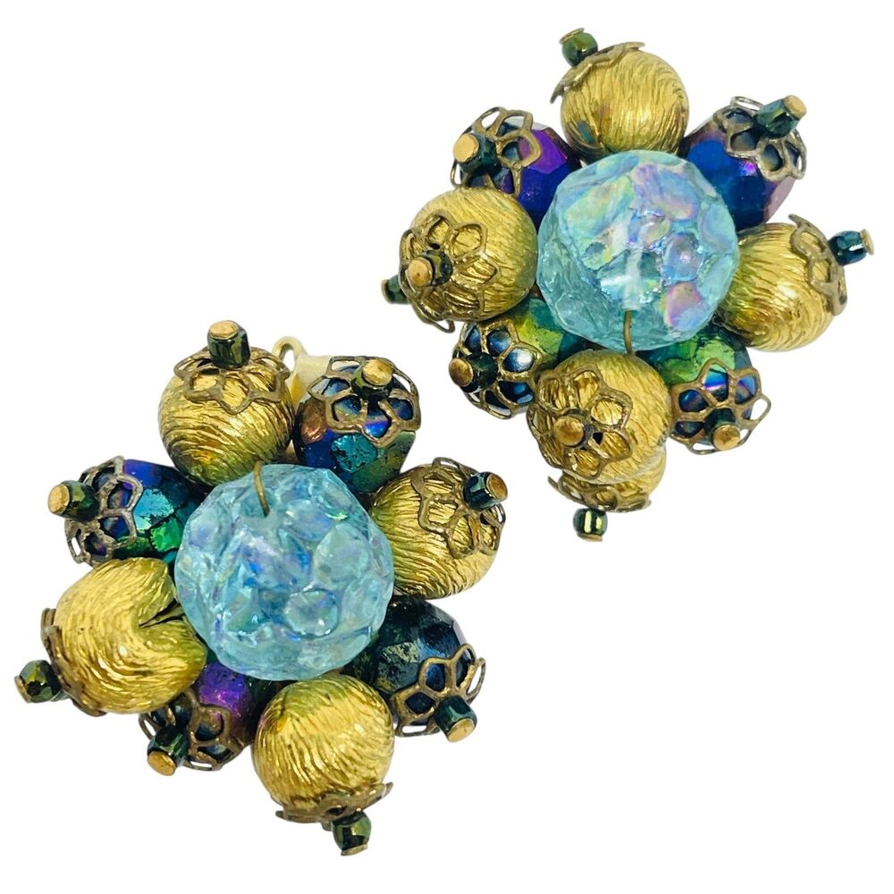 HOBE signed vintage gold tone beaded glass designer clip on earrings